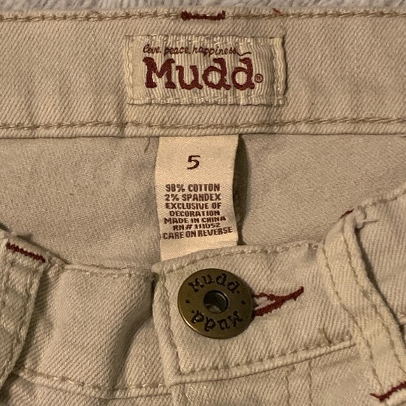 Khaki Aztec Pattern Shorts - Picture 5 of 5